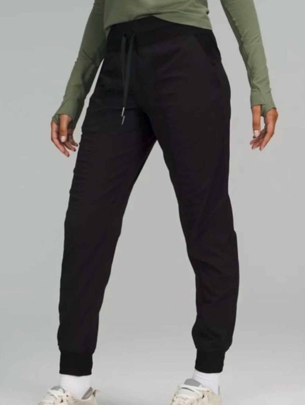 Lululemon Dance Studio Downstripes Jogger Pants Black Women’s Size 2